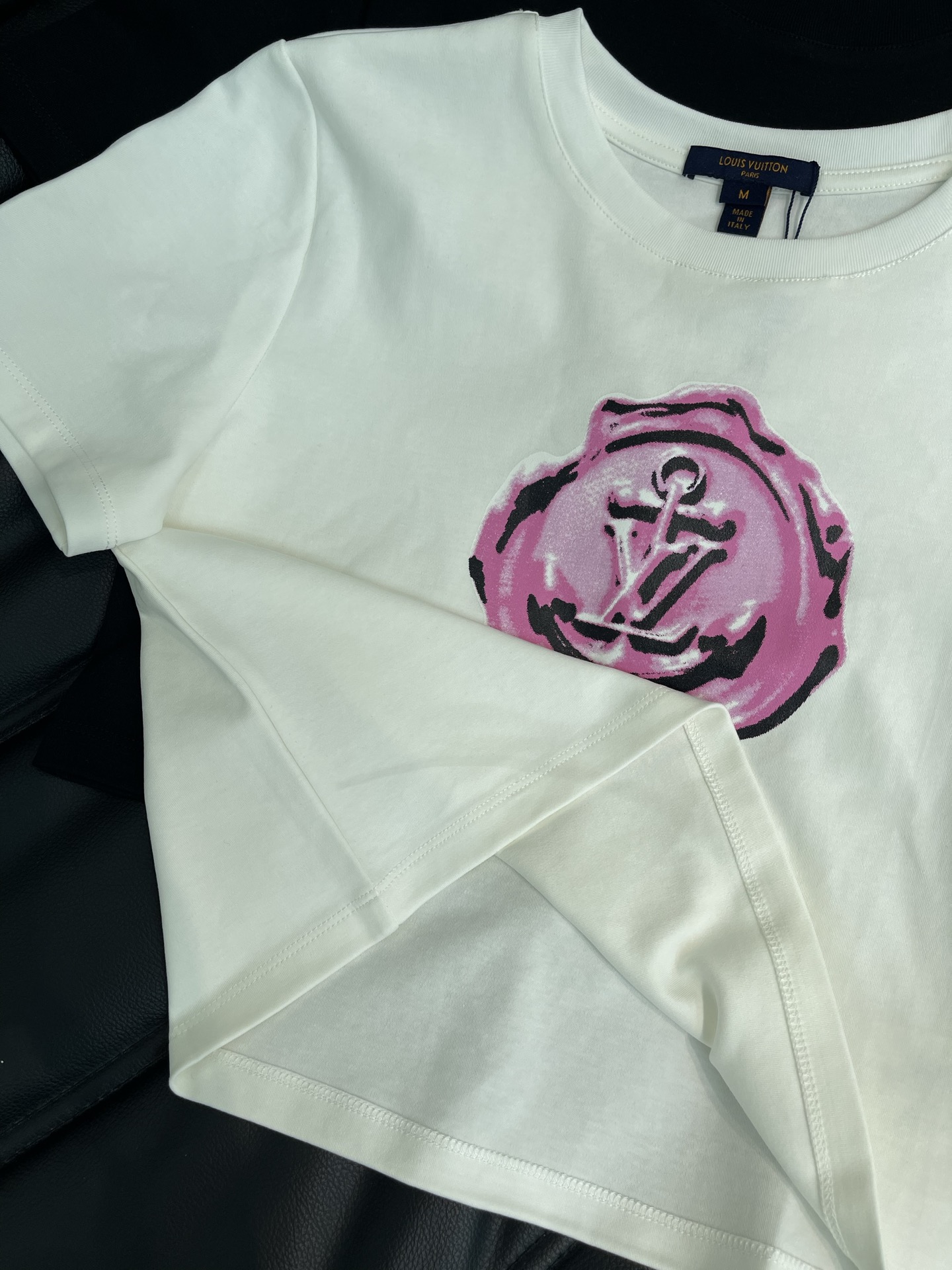 Women's short sleeves